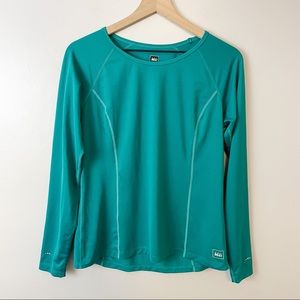 REI woman’s workout long sleeve top